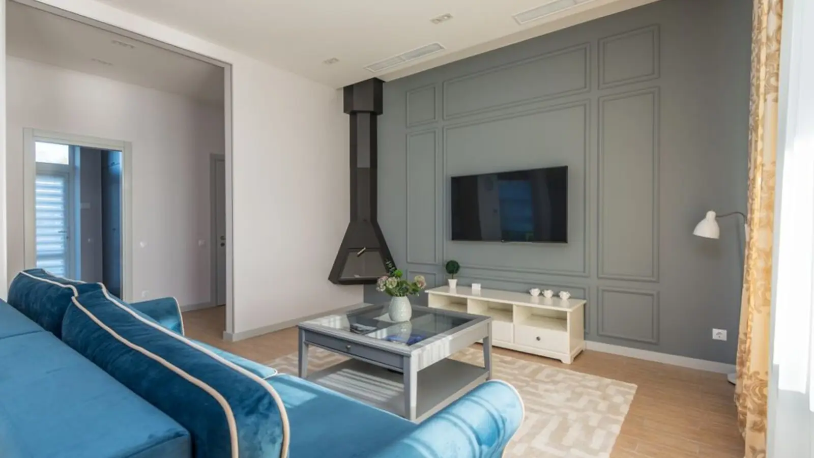 Oberoi Business Square, GIFT City